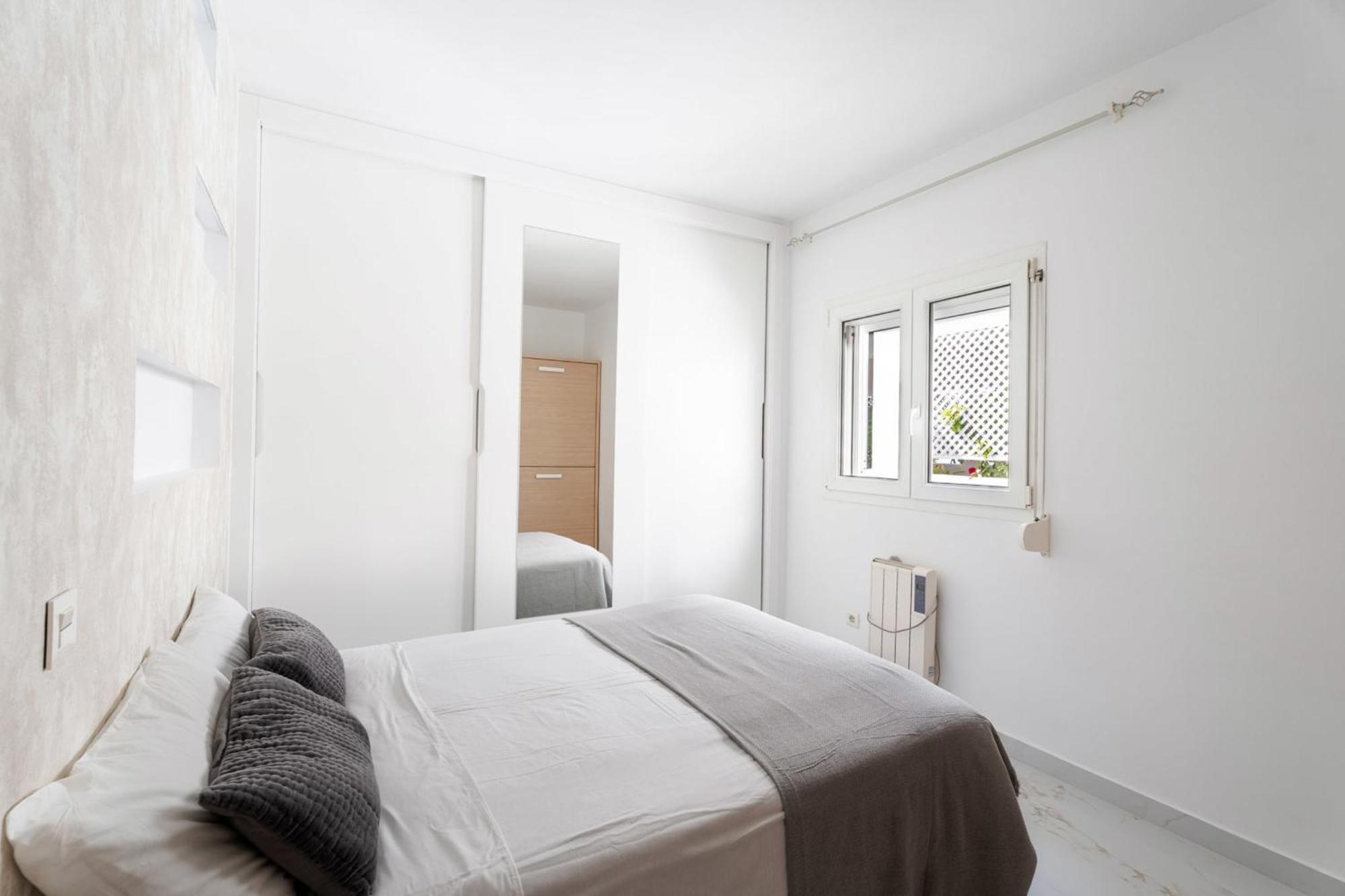 Beachside Getaway In Puerto Banus 3-bedroom In Playa Rocio Marbella