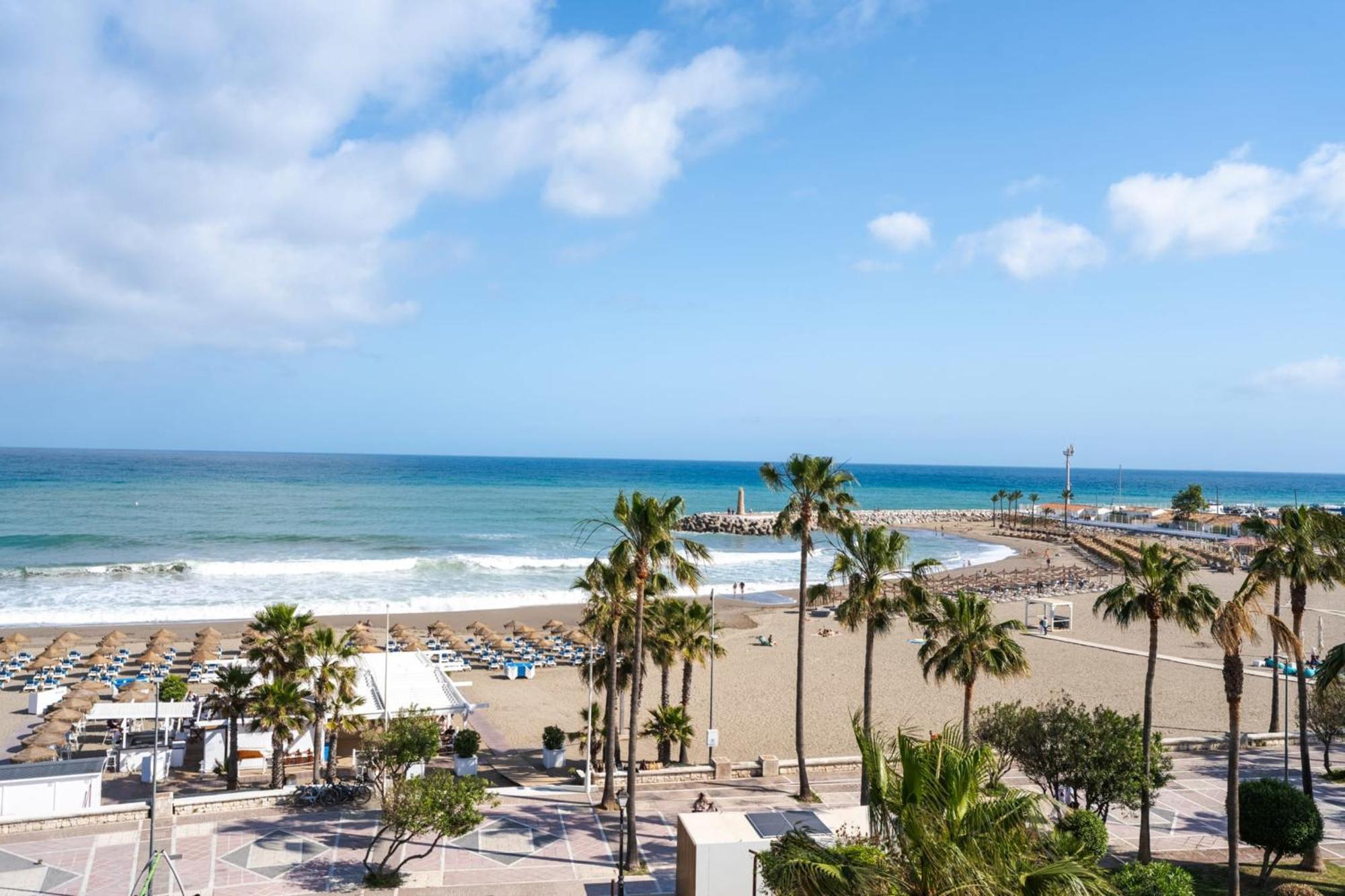 Beachside Getaway In Puerto Banus 3-bedroom In Playa Rocio Apartment