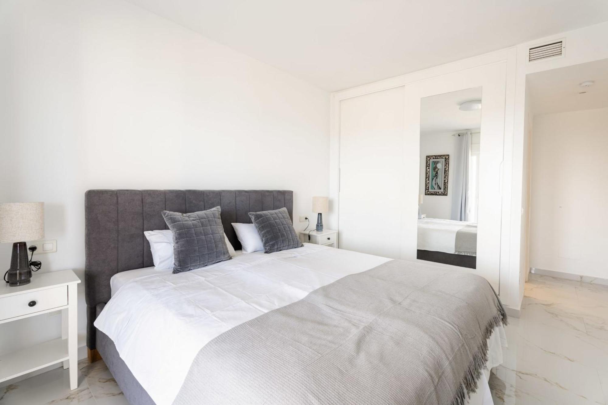 Appartamento Beachside Getaway In Puerto Banus 3-bedroom In Playa Rocio Marbella