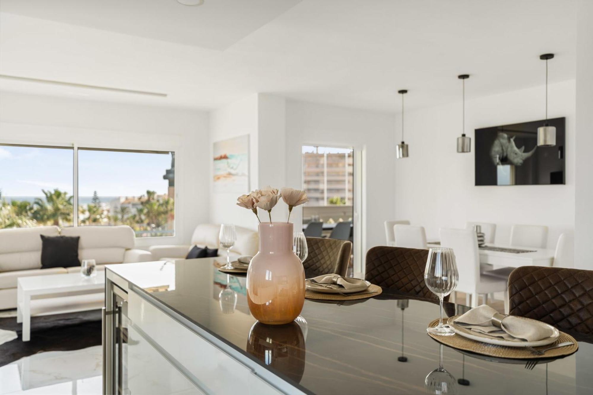 Appartamento Beachside Getaway In Puerto Banus 3-bedroom In Playa Rocio